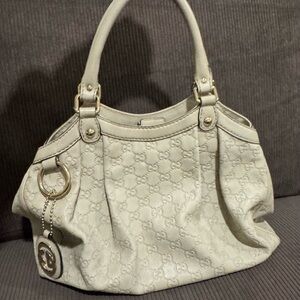 Gucci Ivory Shoulder Bag